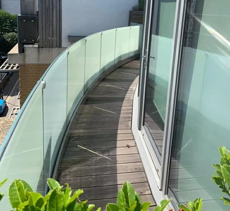 Frameless glass balustrade
