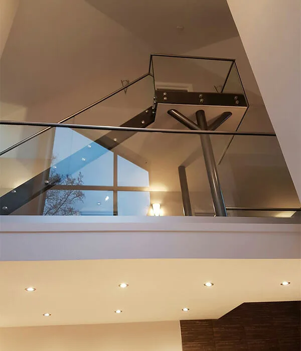 Frameless glass balustrade