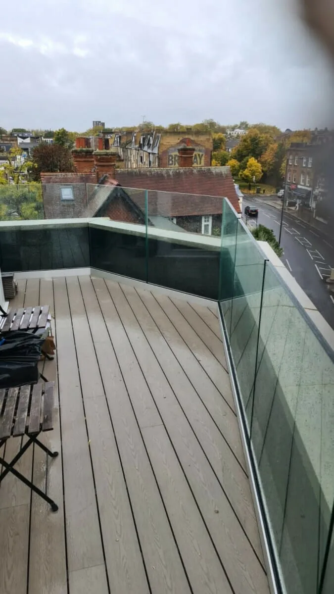 Frameless glass balustrade