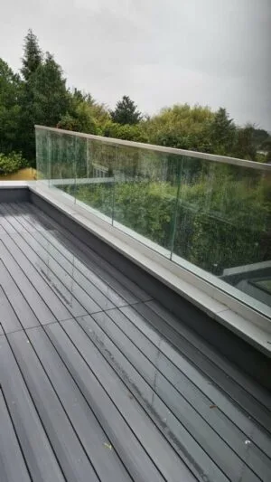 Frameless glass balustrade